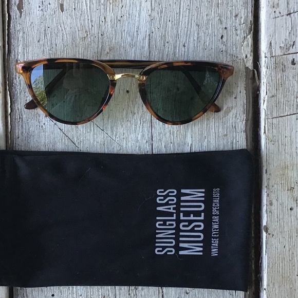 NEW free people VINTAGE cat eye sunglasses - Picture 5 of 5